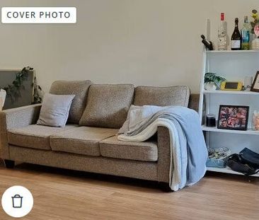 Oaklands Park - Photo 1