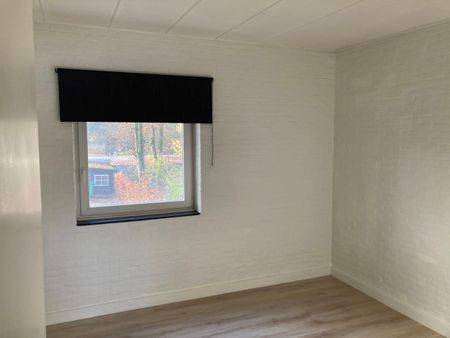 Huis - Te huur - Photo 2