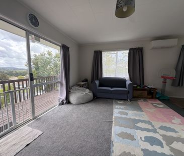 Tidy Three Bedroom In Kamo - Photo 6