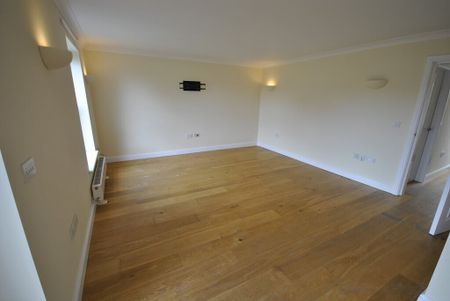 Meadow View, Doncaster - Photo 2