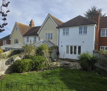 3 bedroom terraced house to rent - Photo 6