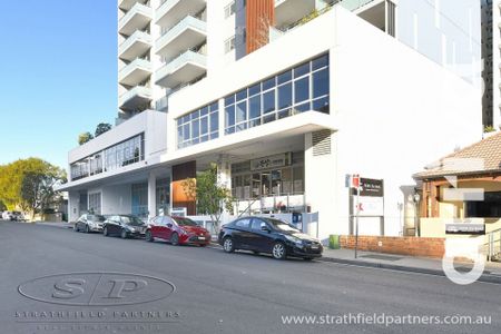 Arriva Strathfield | Huge Luxury 2 Bedroom Apartment - Photo 4