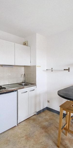 Location Appartement 1 pièce 22m² CLERMONT FERRAND 63000 - Photo 1