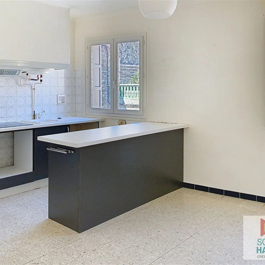 Location appartement 4 pièces - 61.53m² à Fourques (66300) - Photo 1