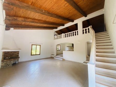 Location Maison 5 pièces 192m² TOURRETTES SUR LOUP 06140 - Photo 3