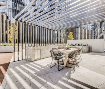 Contemporary 2-Bed, 2-Bath Apartment in Prime Belconnen Location - Photo 1