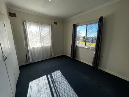 2 bedroom home with ample shed storage - Photo 3