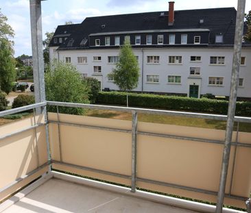 Moderne Whg. mit Laminat + Balkon im Heimgarten / frei ab 1.3.25 - Photo 1