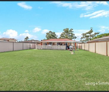 Comfortable family home in prime location - Photo 3