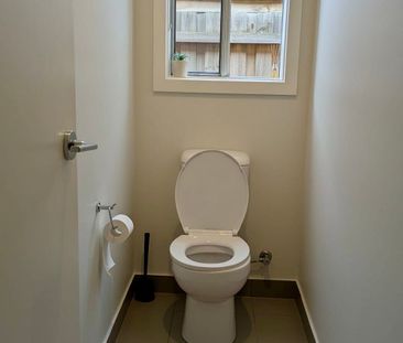 Point Cook - Photo 1