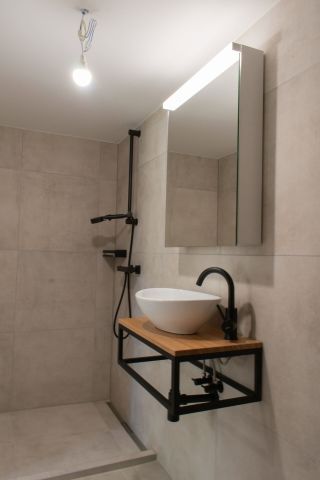 2.5 Zimmer, 2. Stock - Foto 2
