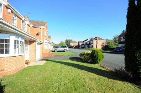 3 bedroom detached house to rent - Photo 3