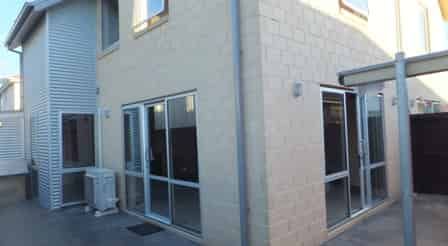 Close to Hagley Park and the Hospital - Photo 2