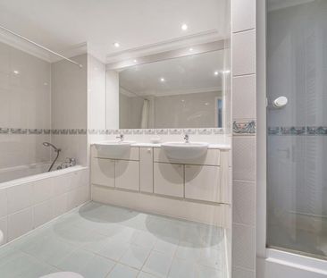 3 bedroom apartment to rent - Photo 2