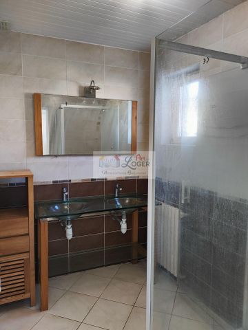 Location Maison 3 pièces 75m² STE LUCE SUR LOIRE 44980 - Photo 3