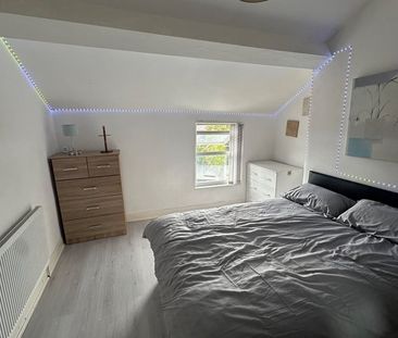 Room in a Shared House, Breeze Hill, L9 - Photo 3