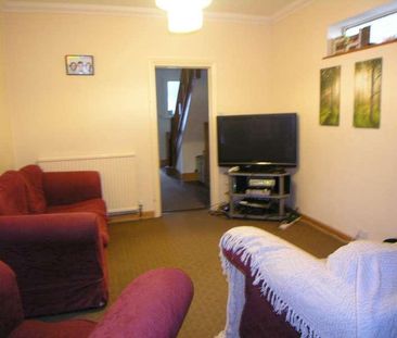 Bedroom Detached House In Ensbury, BH9 - Photo 6