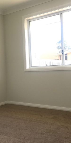 Tidy Granny Flat with Street Front - Photo 1