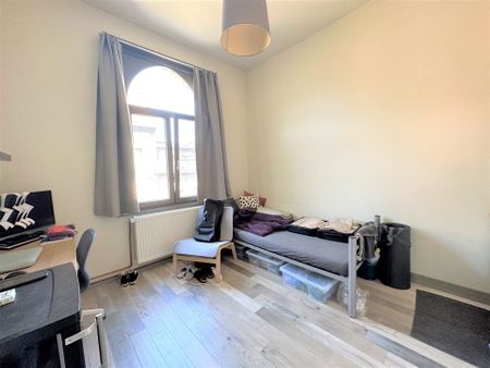 Gemeubelde studentenkamer op een bruisende locatie in Antwerpen - Photo 3