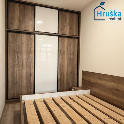 Pronájem bytu 1+kk 45 m² - Photo 1