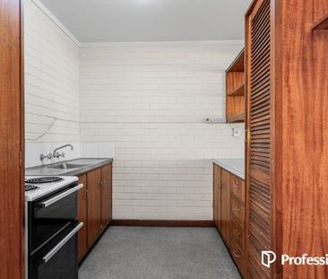 Spacious 2 x 1 in Joondanna! - Photo 5
