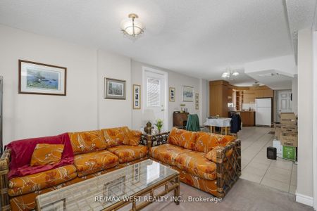 For Lease - 362 Avro Road, Vaughan, Ontario - Photo 3