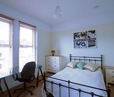 4 Bed Semi-Detached House, Clausentum Road, SO14 - Photo 6