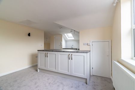 Available unfurnished from 28/04/2026 - Photo 3