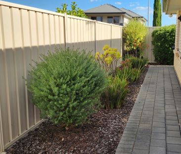 21 Woodrow Ln, Golden Grove SA 5125 - House For Rent | Domain - Photo 5