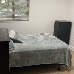 One bedroom - Photo 1