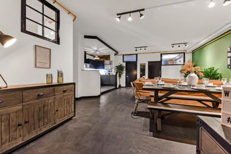 3 bedroom serviced apartment to rent - Photo 5