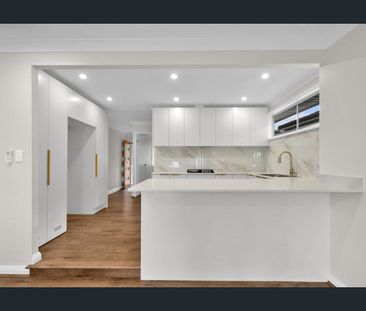 NEWLY RENOVATED FAMILY HOME - Photo 4