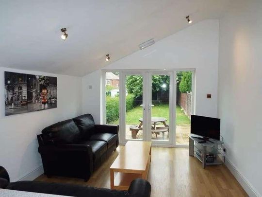 Bed Semi-detached House To Rent, B29 - Photo 1