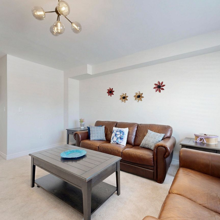 For Lease - 2006 Donald Cousens Parkway, Markham, Ontario - Photo 1