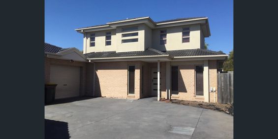 2/8 Bevis Street, Mulgrave - Photo 3