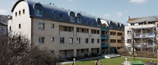 Duplex in a quiet and friendly neighborhood - Photo 1