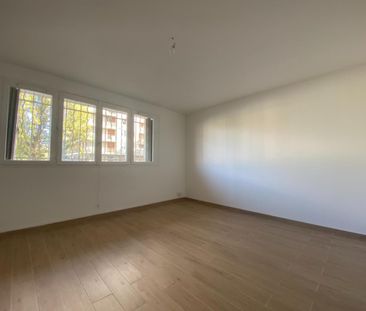 Location Appartement 2 pièces 57m² AVIGNON 84000 - Photo 5