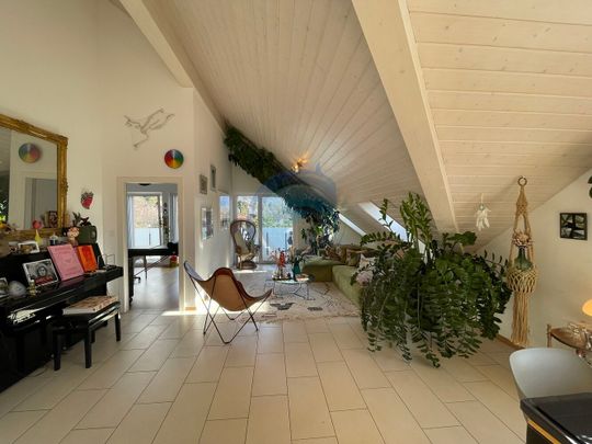 MAGNIFIQUE APPARTEMENT DE 4,5 PIÈCES AVEC VUE SUR LE LAC - Photo 1