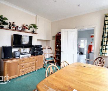 5 bedroom semi-detached house to rent - Photo 2
