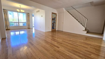 For Lease - 72 Pepperell Crescent, Markham, Ontario - Photo 2