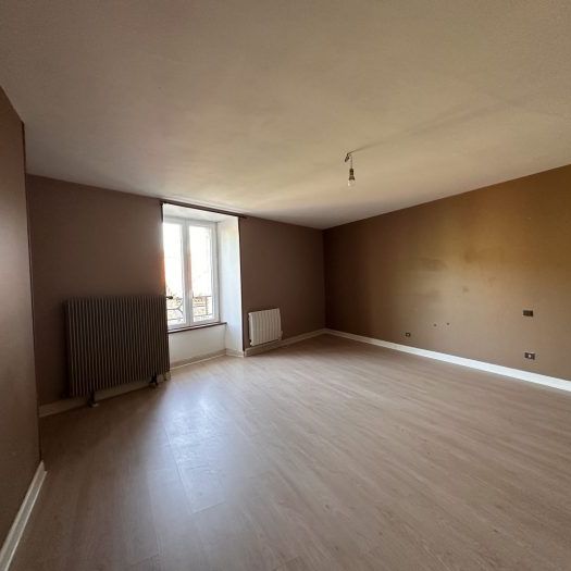 Duplex à louer, 4 pièces - Ardes 63420 - Photo 1