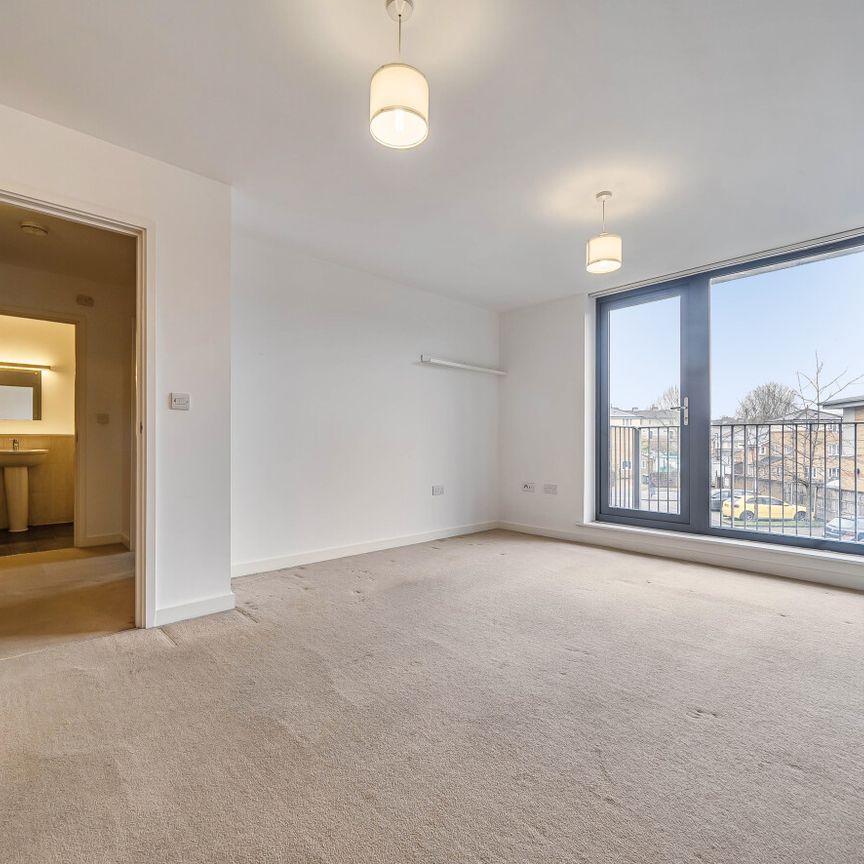 Evelyn Street, Deptford, Londom, SE8 - Photo 1