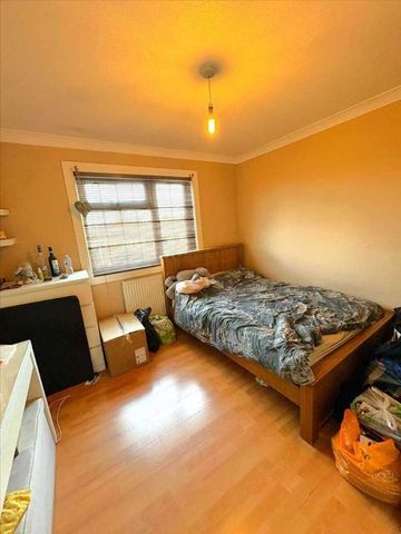 Ilfield Way, Gravesend, DA12 - Photo 2