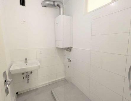 Helle 3-Zimmer Wohnung mit Balkon und zwei Parkplätzen in S-West - Foto 1