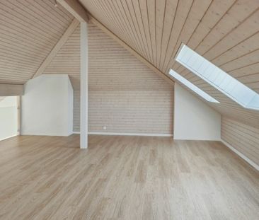 Charmante und modernisierte 4.5-Zimmer-Wohnung in Walliswil b. Wangen - Photo 4