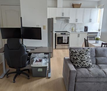 For Lease - 2874 Keele Street Unit# Unit 305, Toronto, Ontario - Photo 1