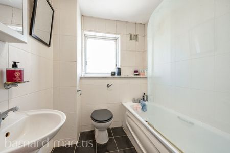 Maplehurst Close, Kingston Upon Thames - Photo 5