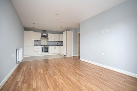 Swan Road, West Drayton, Middlesex, UB7 - Photo 2