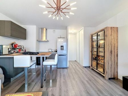 Location Appartement 1 pièce Meublé 29m² AJACCIO 20167 - Photo 3