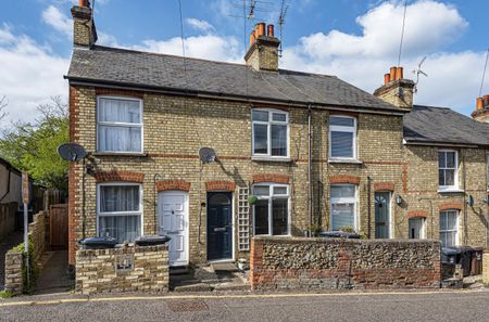 2 bedroom mid terraced house to rent, - Photo 4